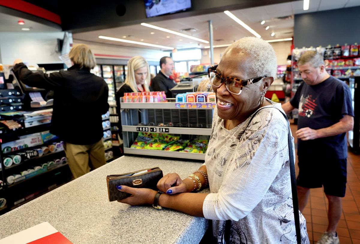 Spanish Lake QuikTrip sells winning Powerball ticket