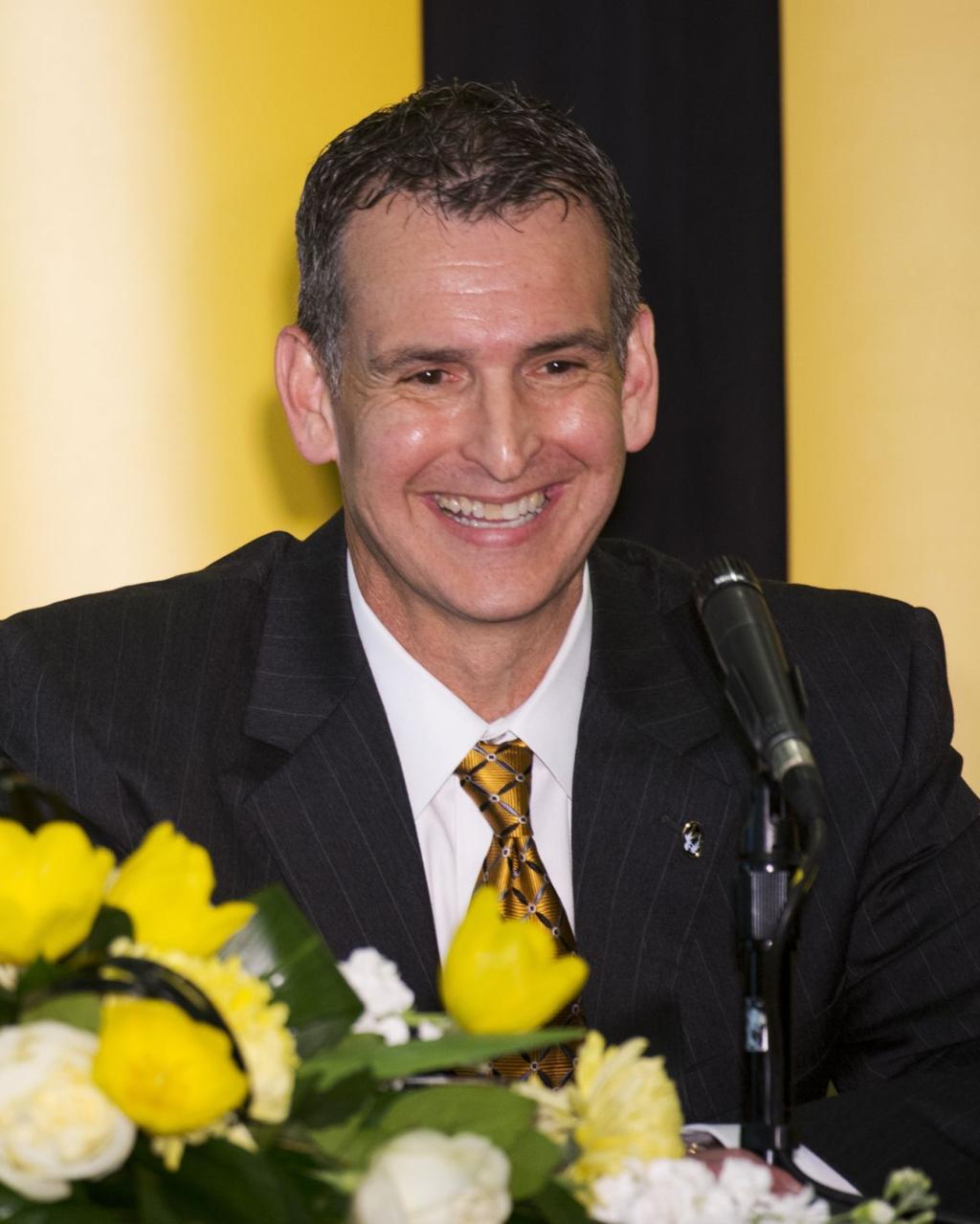 Former Mizzou Player Jeff Warren Dies Remembered For Loyalty