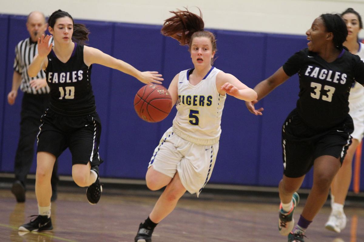 Franklin, Callihan help Brentwood erupt late for win over Hancock Girls Basketball