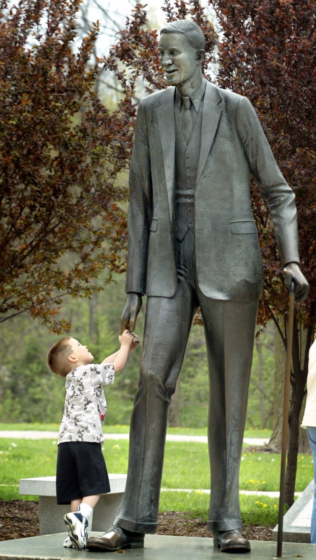 Photos: The life and memory of the ‘Alton Giant,’ on the 100th ...