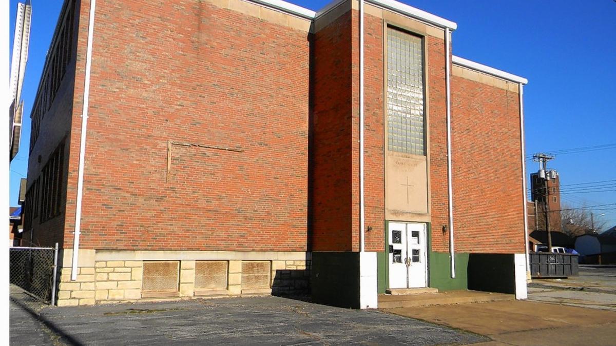 Neighbors Object Plan To Turn Granite City School Into Housing Local Illinois News Stltoday Com