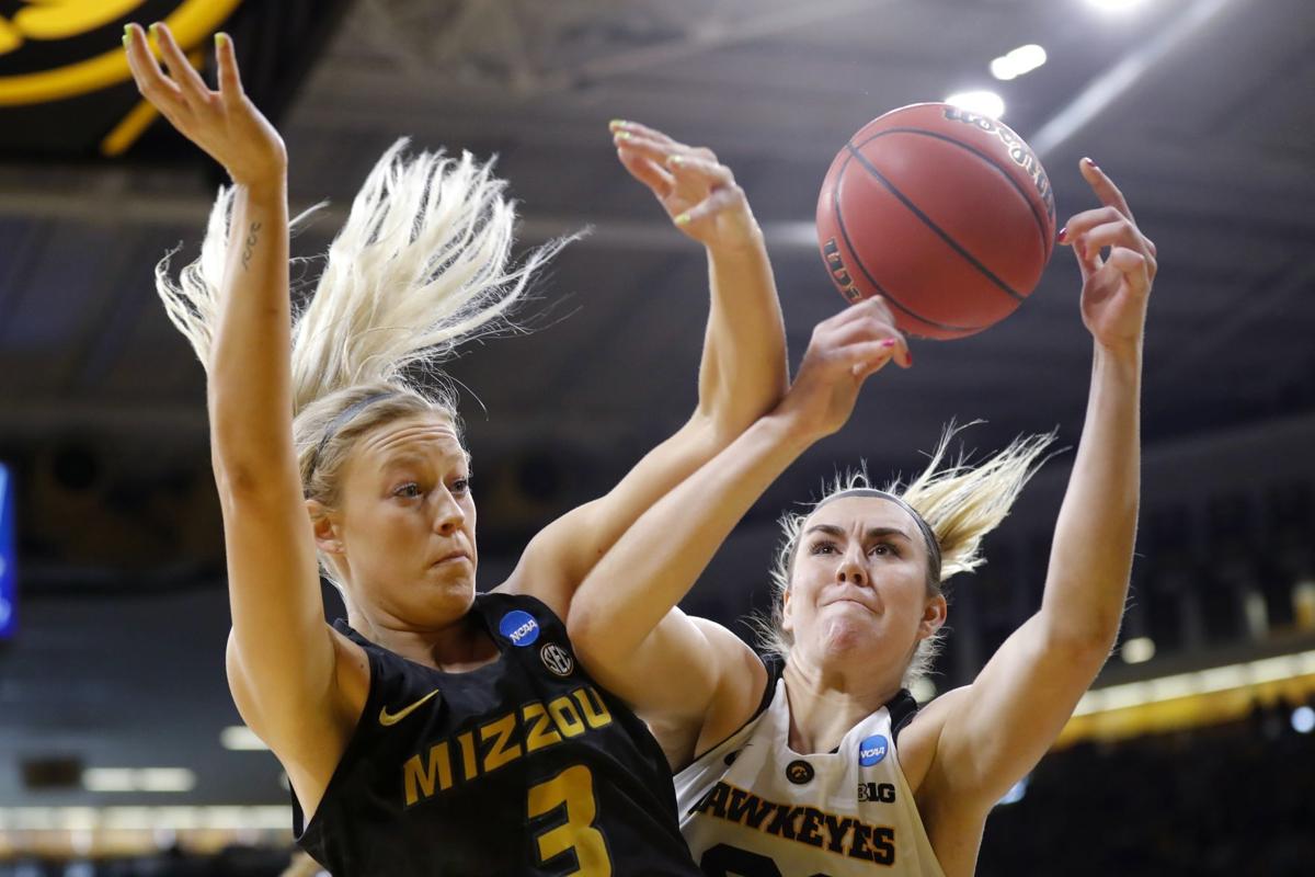 Iowa Ends Tigers Season In Cunningham S Mizzou Finale Mizzou Sports News Stltoday Com