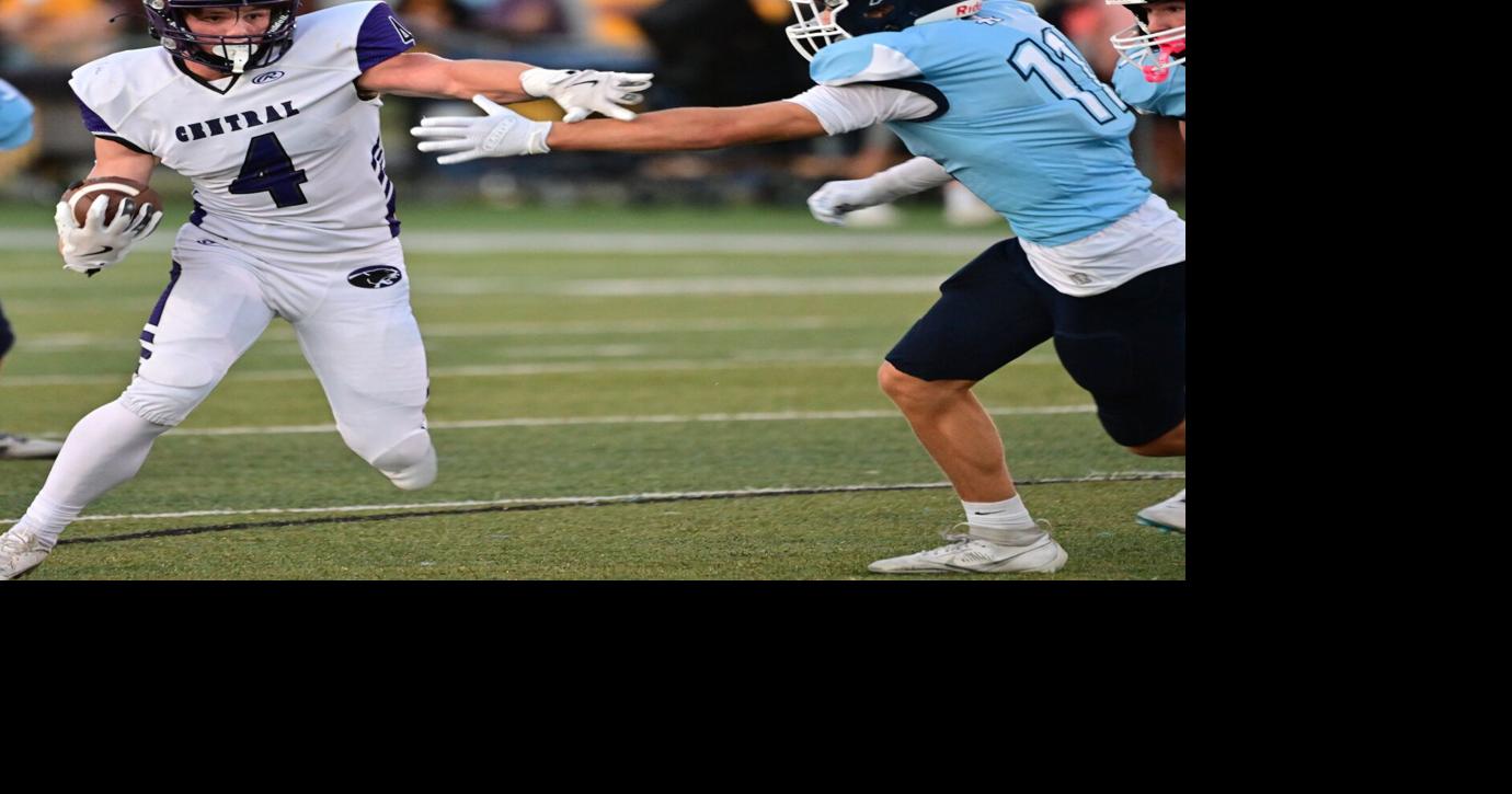 Image for article Cole Davis helps Breese Central win third Milk Bowl in a row Football notebook