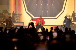 Chris Brown and Usher’s “Raymond and Brown” tour plays St. Louis' Dome at the America's Center