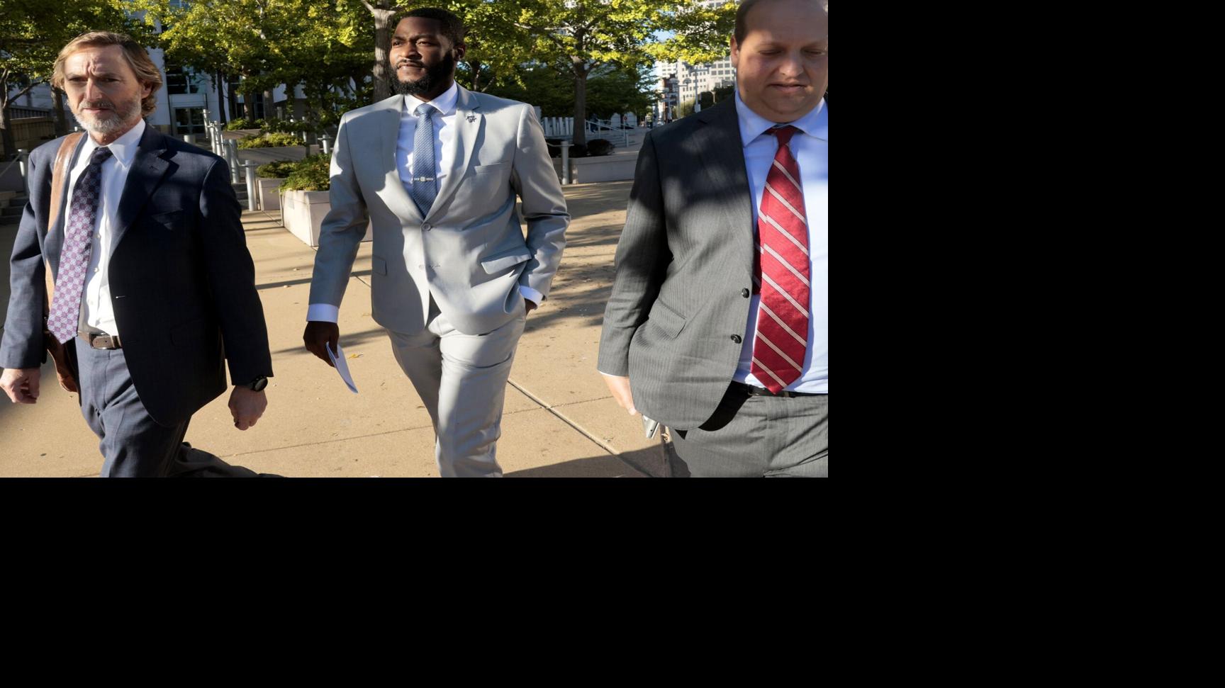 Ӱԭ sheriff indicted on five new charges, put on house arrest