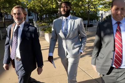 Ӱԭ sheriff indicted on five new charges, put on house arrest