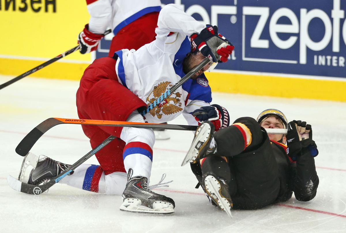 Danis Zaripov, Alexander Barta