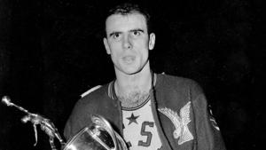 St. Louis sports legend Bob Pettit, the NBA’s first MVP, dies at 93