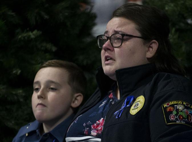 Vigil held for fallen officer in Rosebud