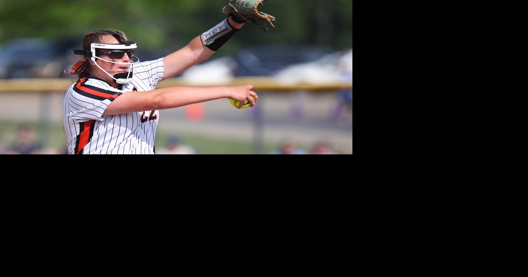 Image for article Riley Nelson takes charge for Edwardsville AllMetro spring softball player of the year