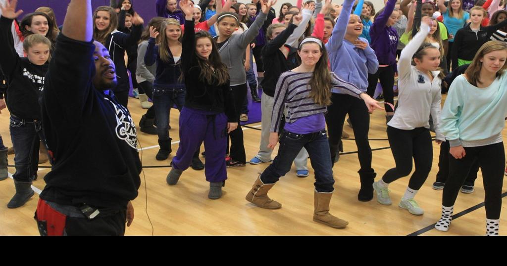 LaSalle Springs students learn hip hop steps