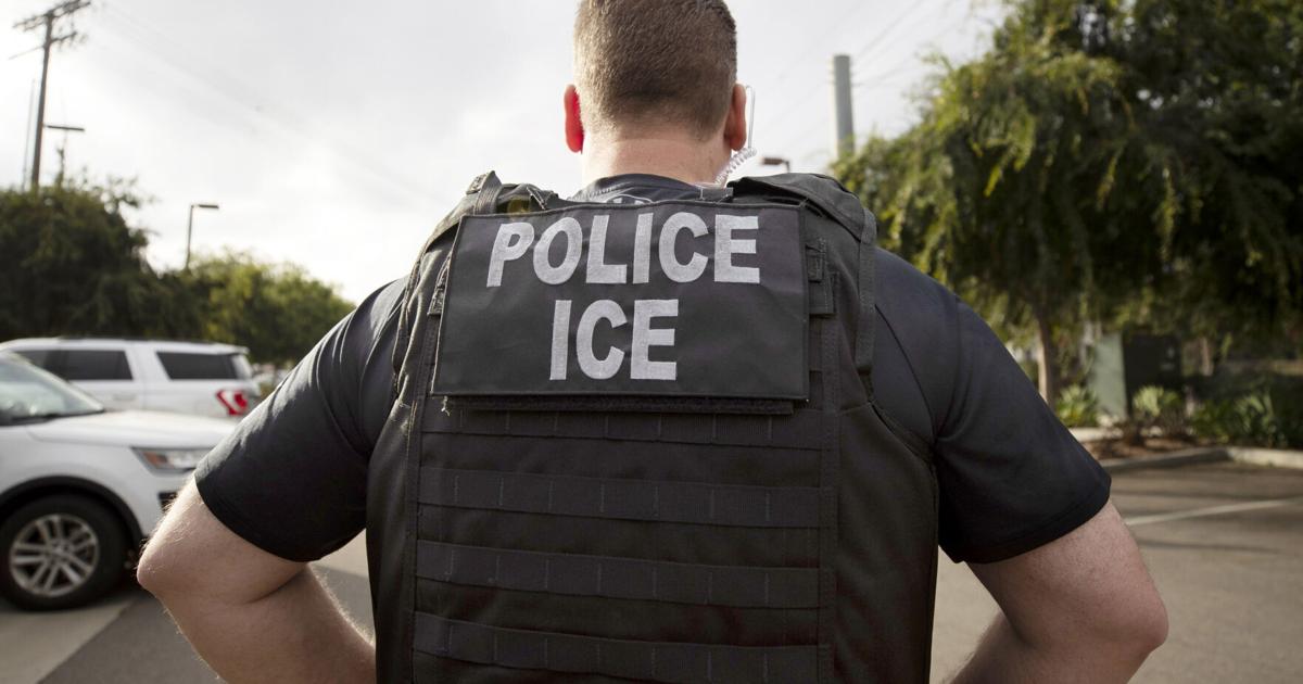 Letter: Immigration hypocrisy in treatment of worker, basketball star