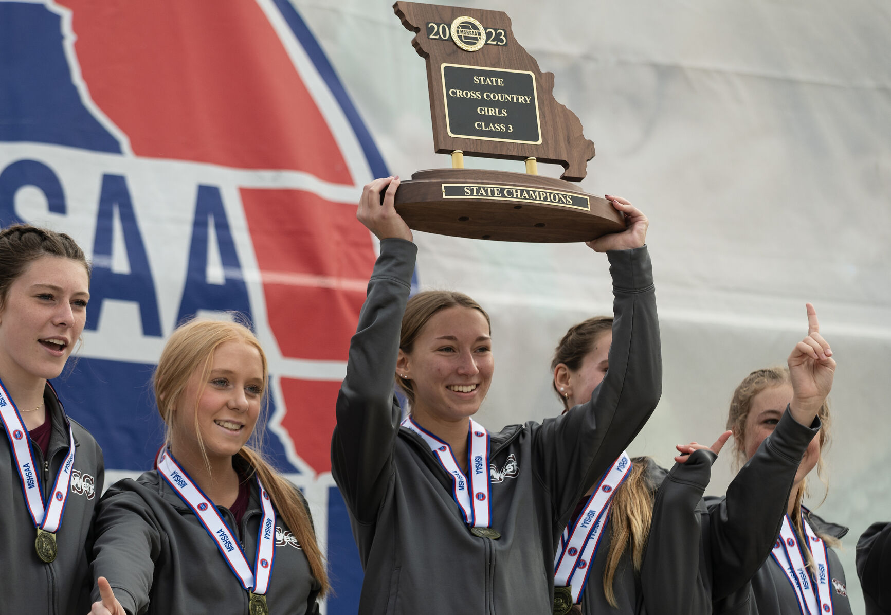 St. Charles West repeats as Class 3 girls cross country state champions