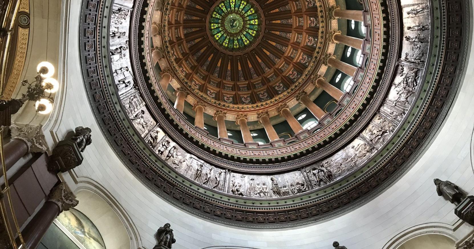 Illinois Senate approves $50.6 billion state budget as Democrats finally find common ground - Vimarsana News