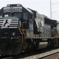 Mom sues over Berkeley train collision that killed daughter