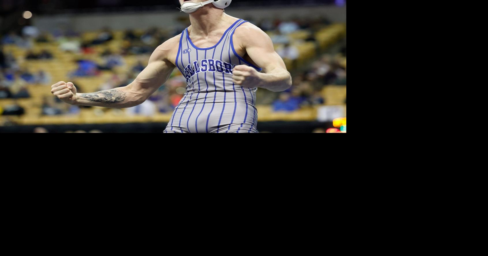 Hillsboro wins Class 3 wrestling team championship, ending Whitfield's