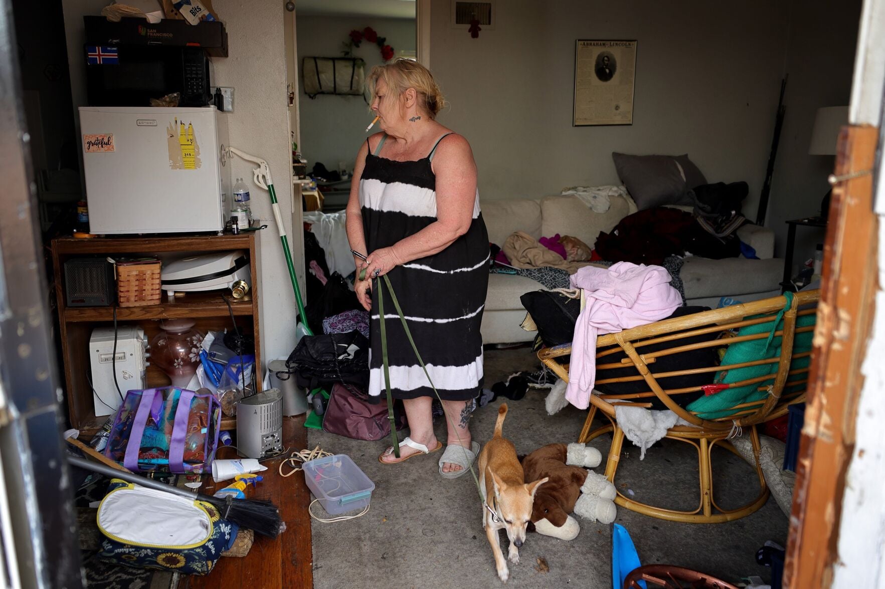 Police raid condemned apartments, evict residents