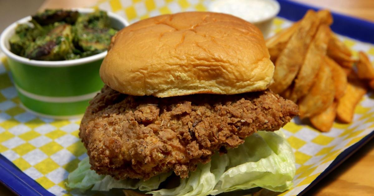 Review: Rotisserie birds at Chicken Scratch are another win for City Foundry’s Food Hall | Restaurant reviews Review: Rotisserie birds at Chicken Scratch are another win for City Foundry’s Food Hall | Restaurant reviews