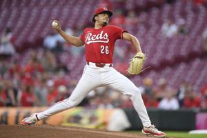 Photos: Cardinals drop penultimate game to Reds in Cincinnati