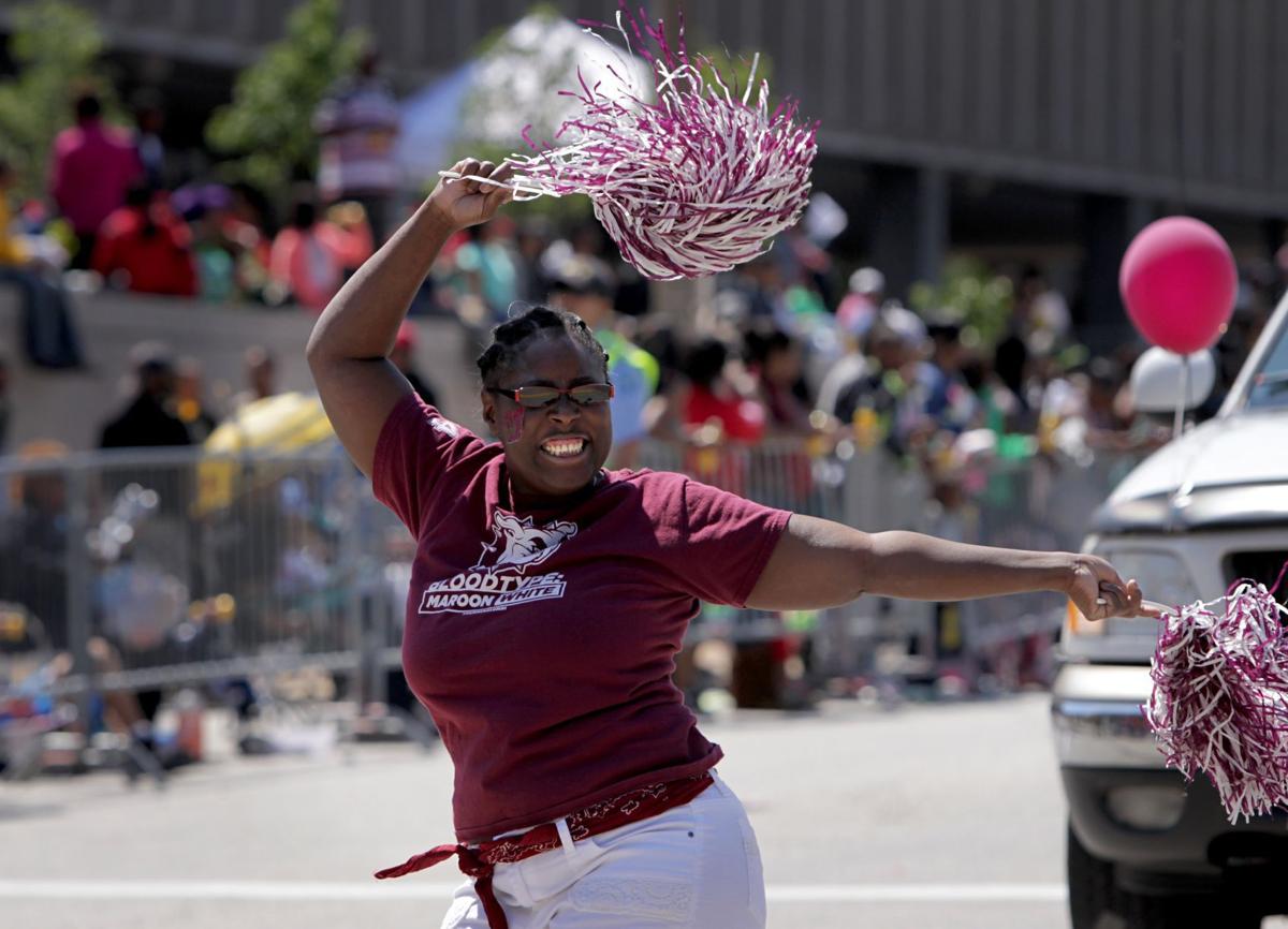 Sumner Alumni Drum Line Doesn T Miss A Beat At Sunday S Annie Malone May Day Parade Metro Stltoday Com
