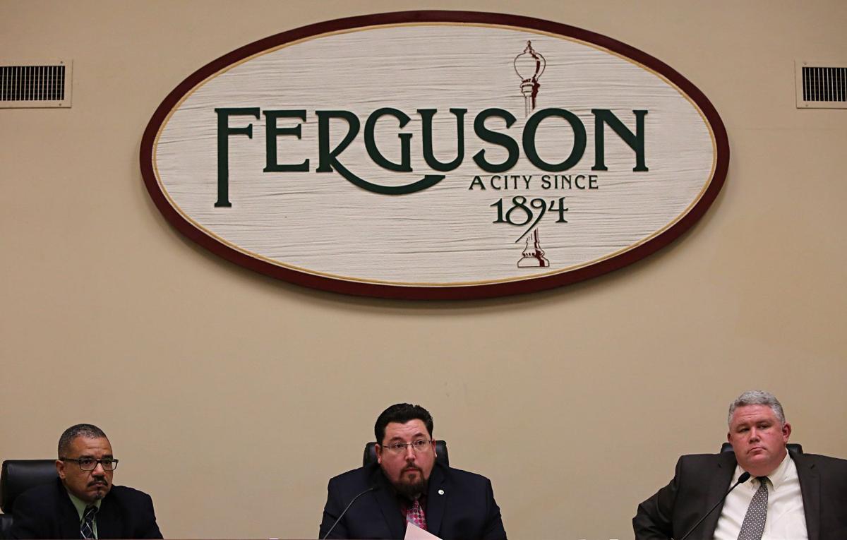 Ferguson city council discusses concent decree