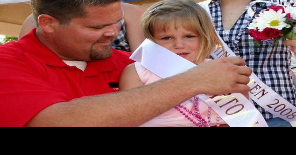 SMITHTON 78th draws large crowd