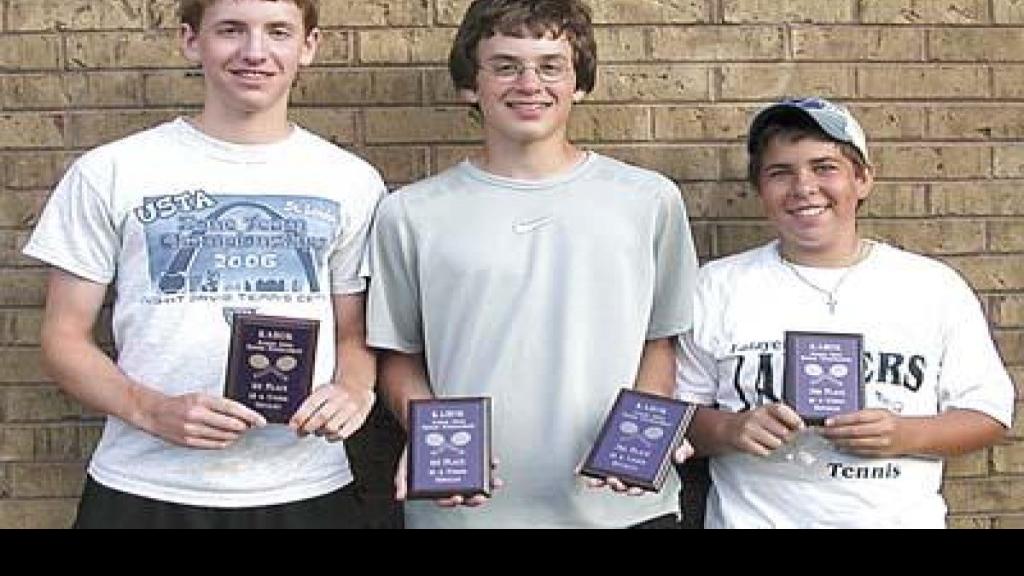 Good to be King: Lafayette tennis brothers find success in Collinsville