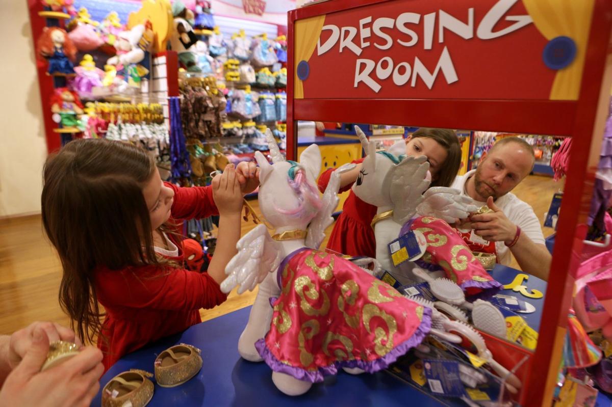 build a bear in store bears