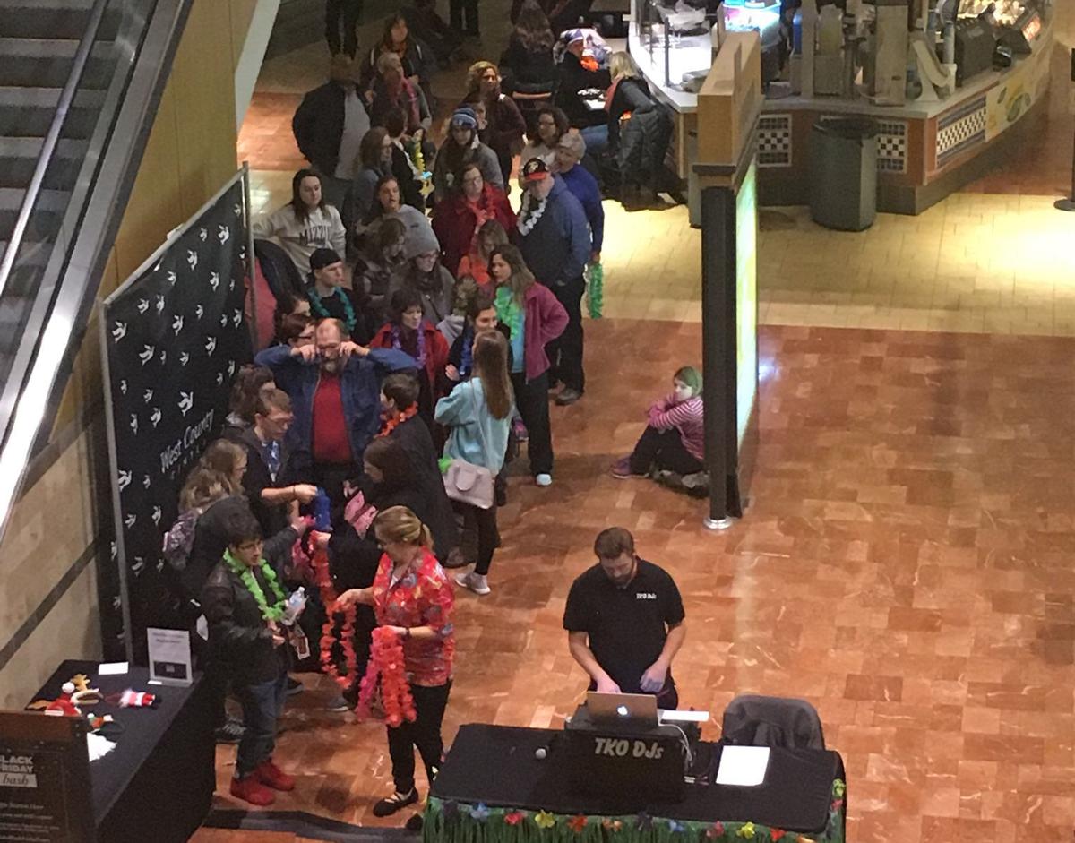 West County Mall Gift Cards - shoppers head out to st louis area malls stores for black friday deals business West County Mall Gift Cards - shoppers head out to st louis area malls stores for black friday deals business