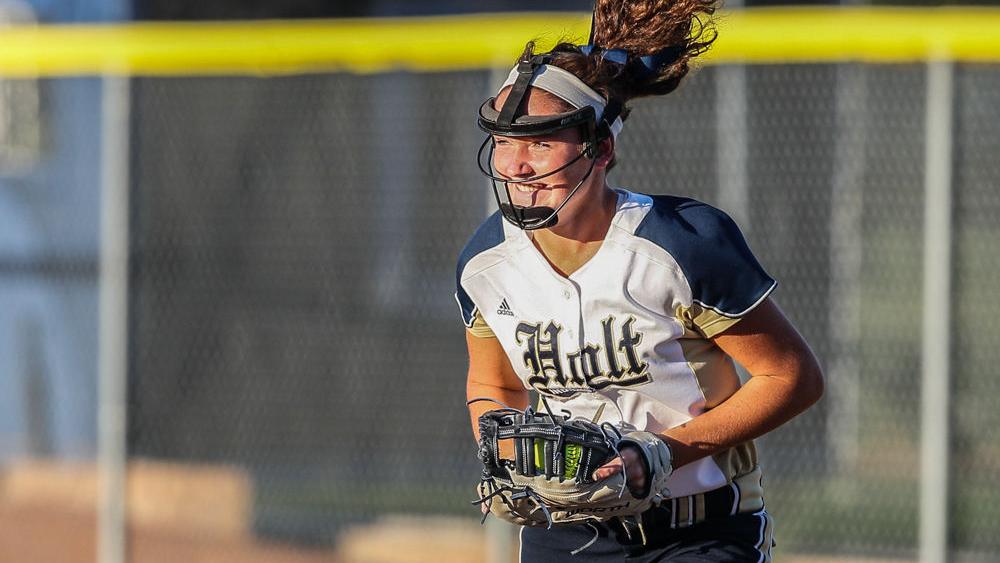 Holt overtakes Howell, wins district title in extra innings | Softball ...