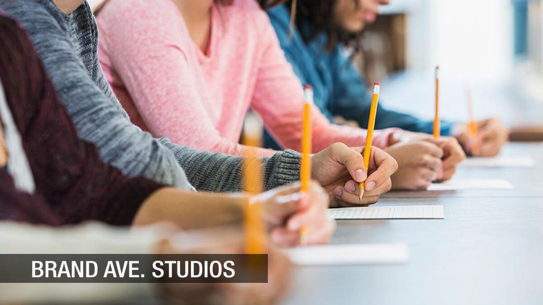 Navigating the college application process starts early in high school | BrandAveStudios Navigating the college application process starts early in high school | BrandAveStudios