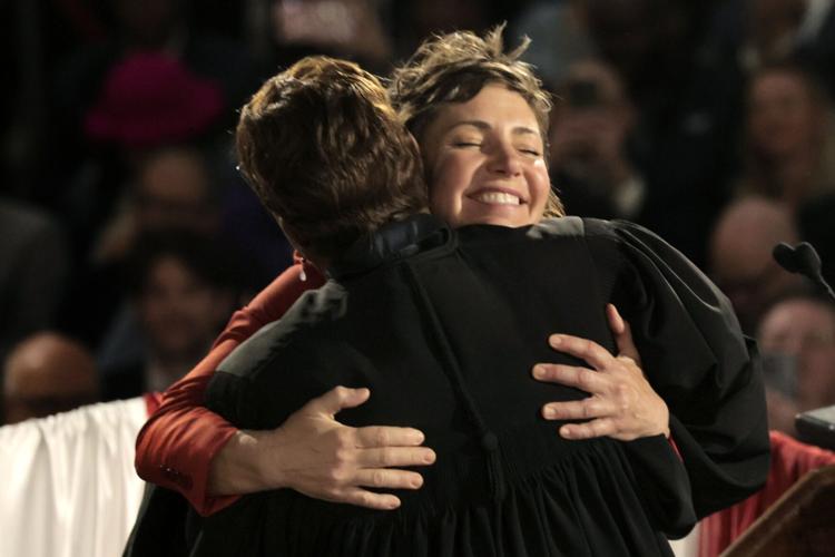 Cara Spencer sworn-in as 48th Mayor of 51����