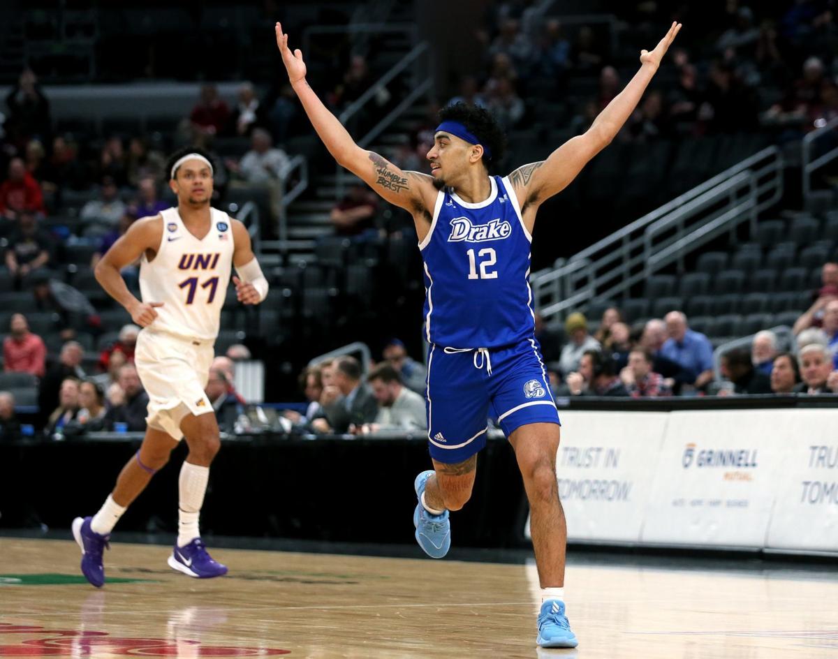 No 8 Seed Drake Blows Out Top Seeded Northern Iowa In Mvc