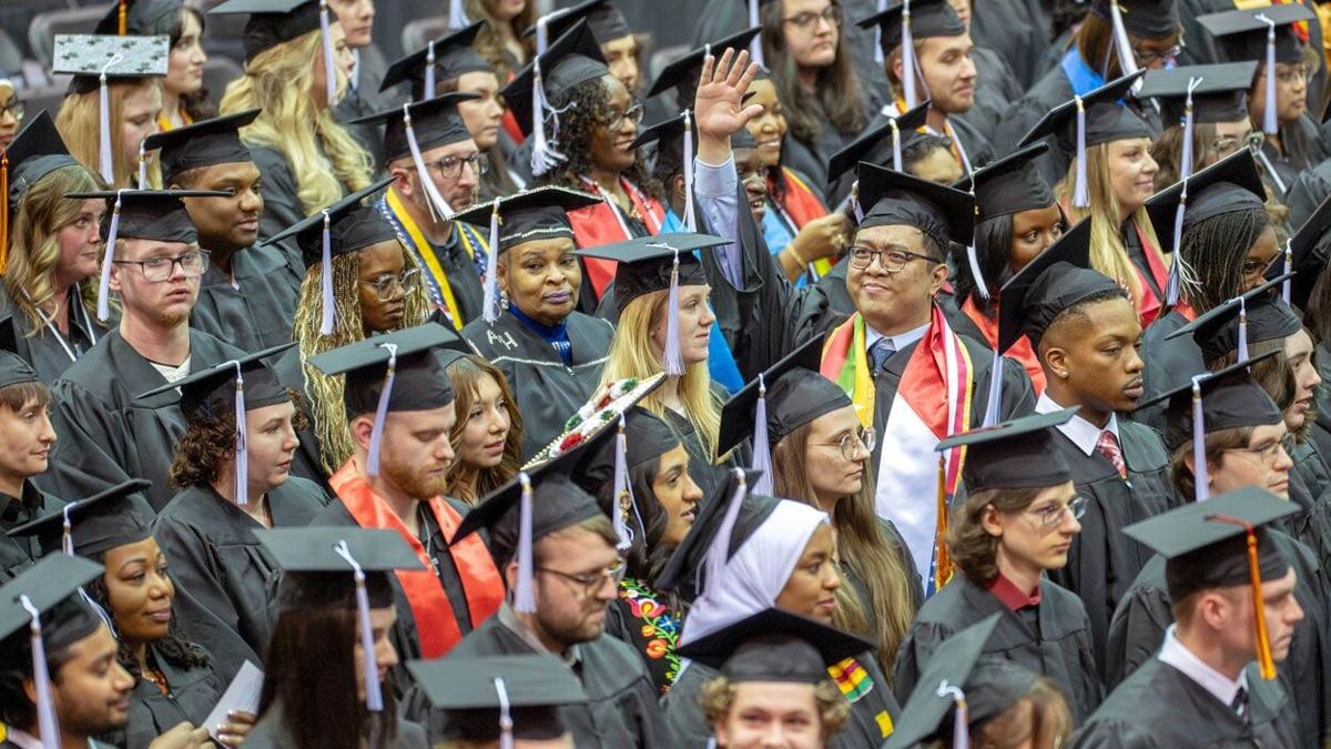 UMSL to honor nearly 1,400 graduates during spring commencement ceremonies