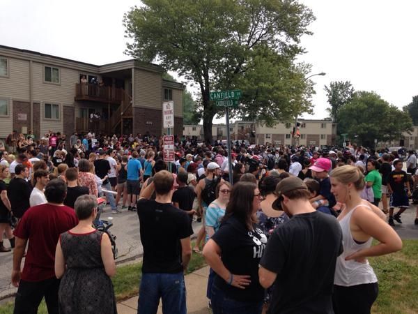 Crowd at Canfield Green