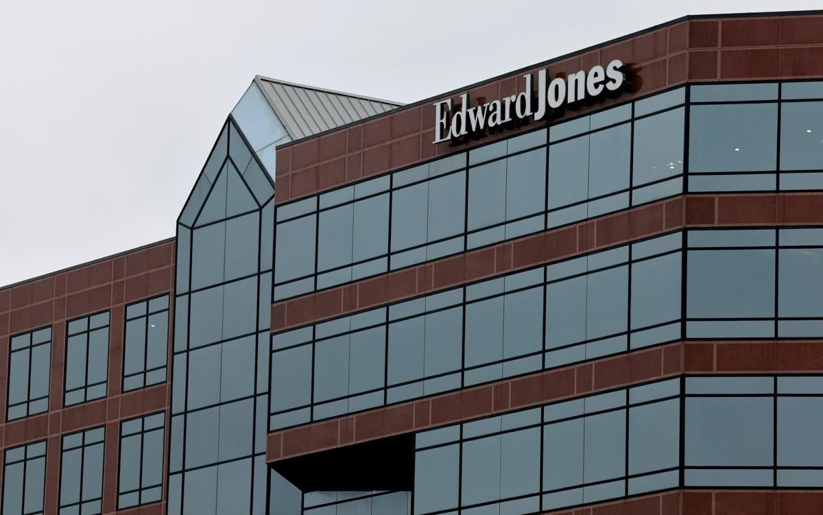 Edward Jones campuses in St. Louis