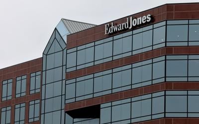 Edward Jones campuses in St. Louis