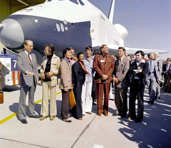 Star Trek cast and space shuttle Enterprise