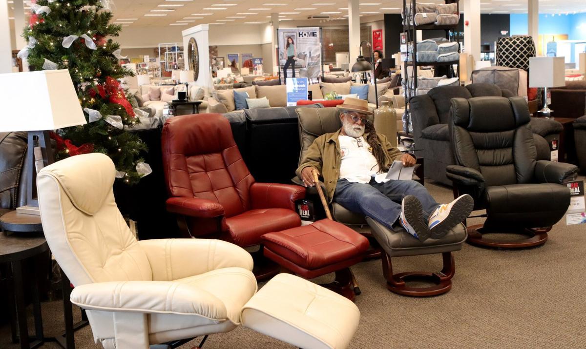 Art Van Furniture Chain Buying Five St Louis Area Franchise Stores From Former Rothman Owner Local Business Stltodaycom