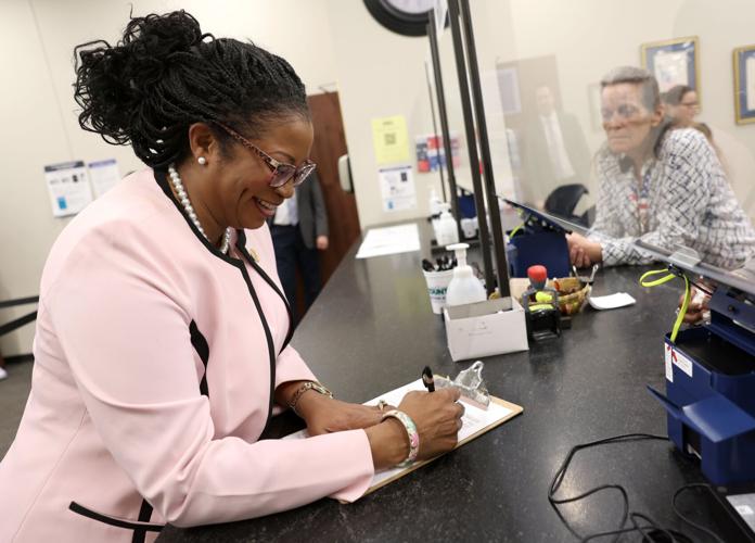 St. Louis County candidates file for office