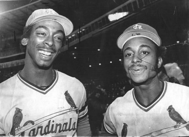 Cardinals coach Willie McGee opts out; St. Louis gets 6 doubleheaders