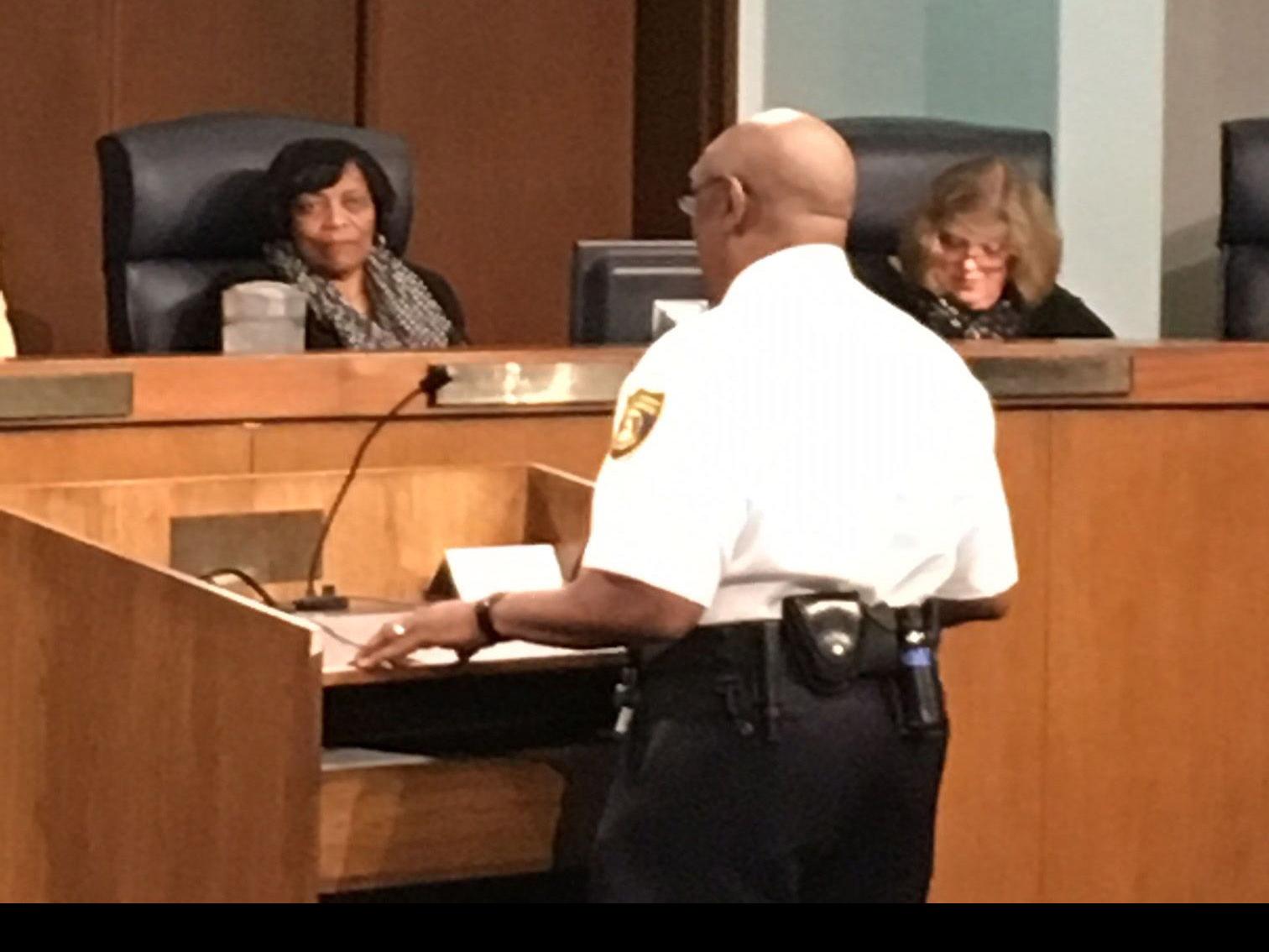 St Louis County Corrections Officers Seek Pay Increase And Respect Law And Order Stltoday Com