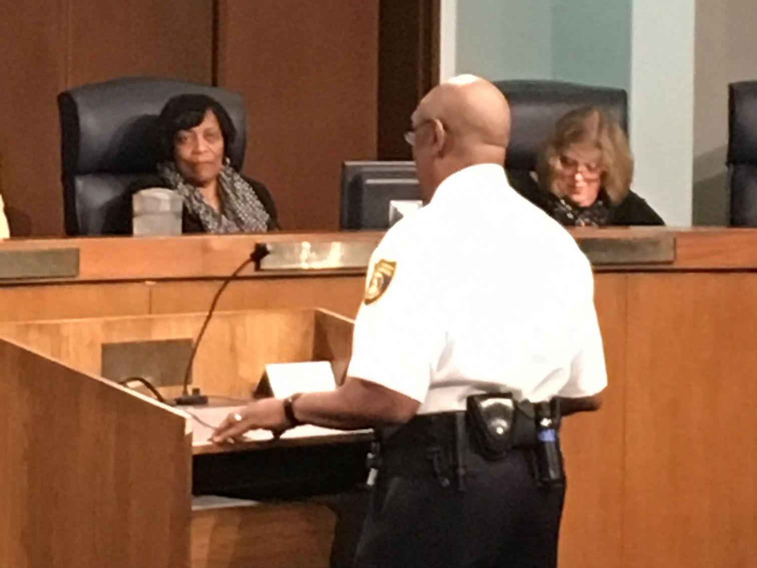 St Louis County Corrections Officers Seek Pay Increase And Respect Law And Order Stltoday Com