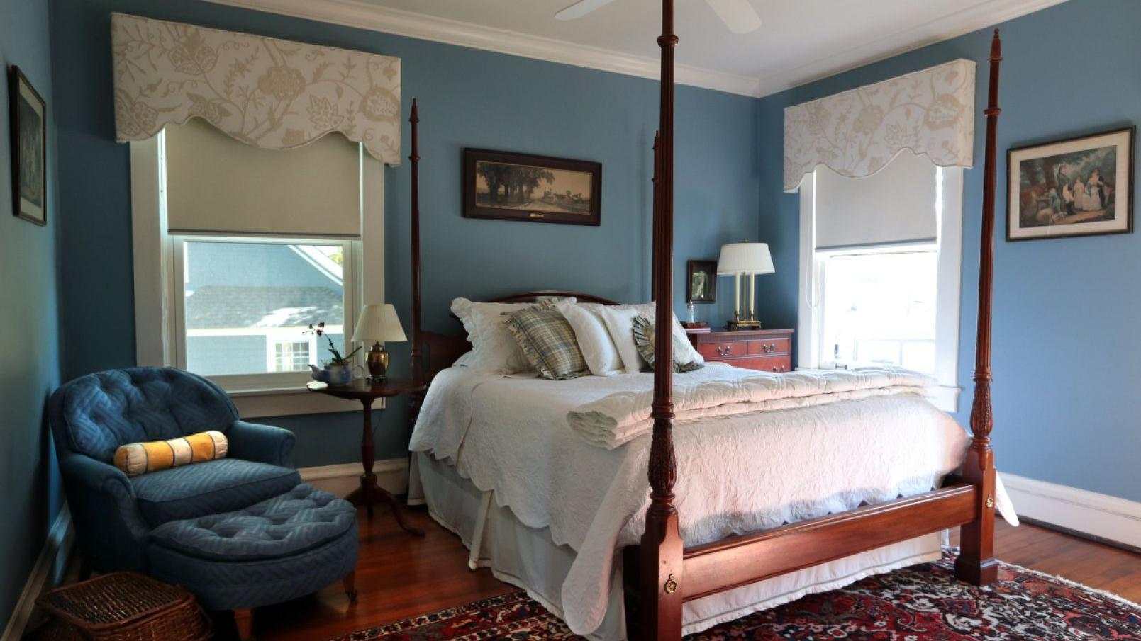 At Home Light Filled U City Home Is A Happy House Home Garden Stltoday Com