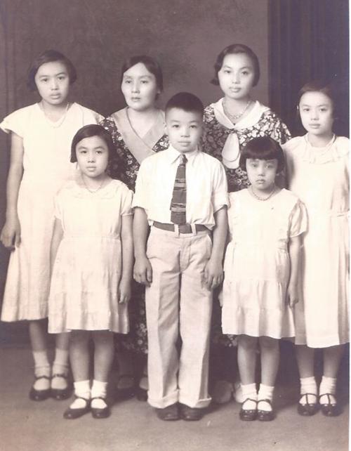 Janice Koizumi and family
