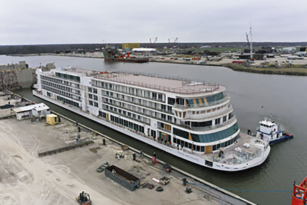 viking mississippi cruise ship touches water for first time