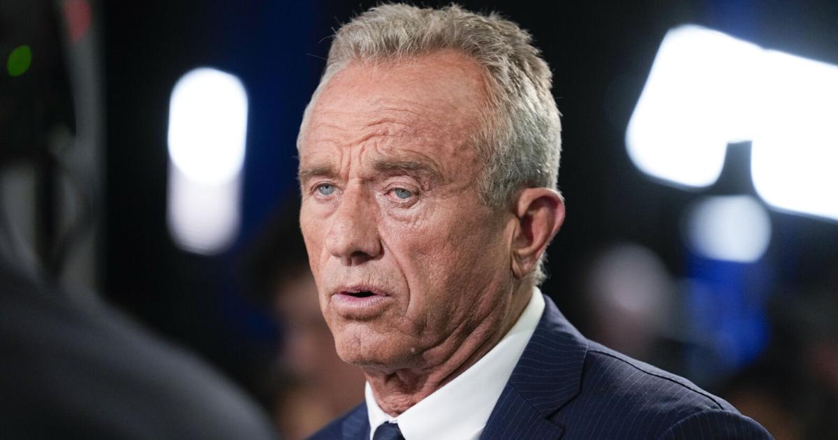 Robert F. Kennedy Jr. investigated for collecting dead whale