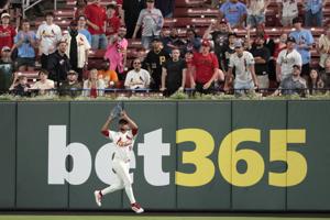 Cardinals host Pirates