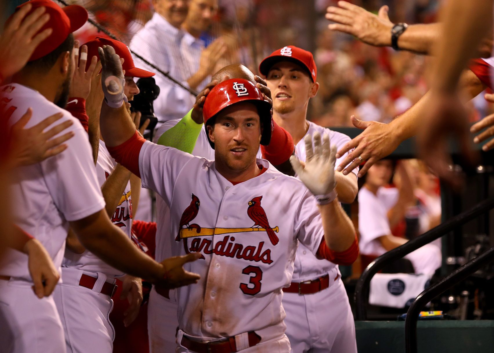 Cardinals Beat Brewers 5 2 Move Half Game Back Of Wild Card Spot 