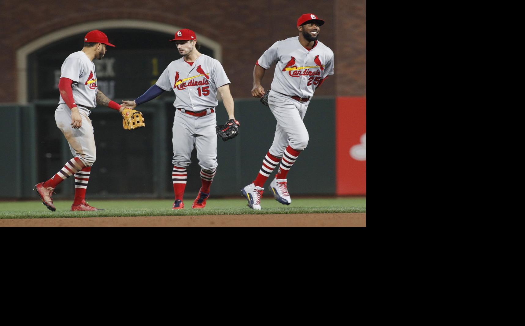 With 6 in the 9th, Cardinals rally past Giants St. Louis Cardinals